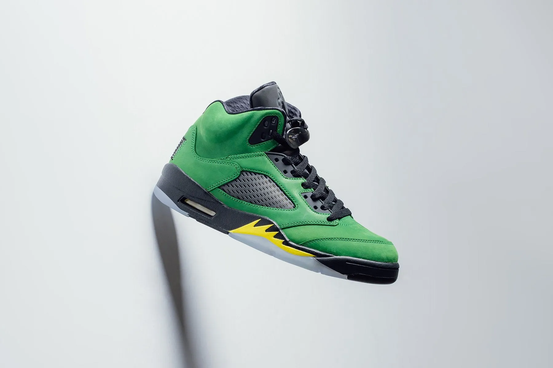 Air 5 Retro SE "Oregon Ducks" - Apple Green/Black