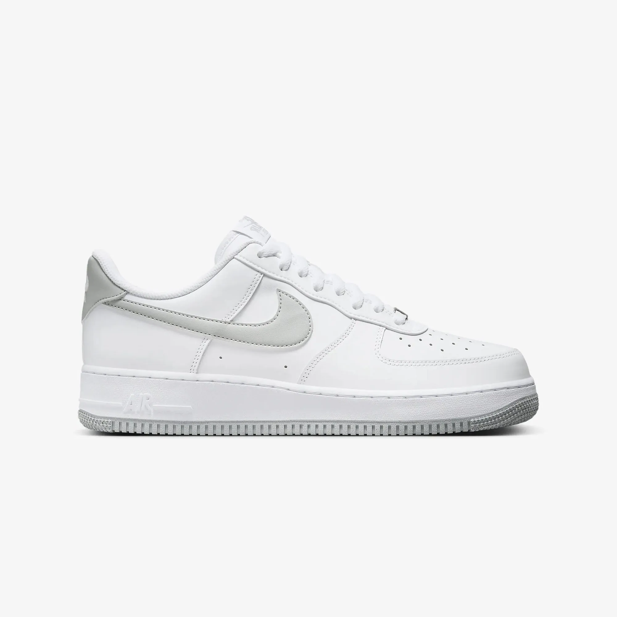 AIR FORCE 1 '07 'WHITE/LT SMOKE GREY-WHITE'