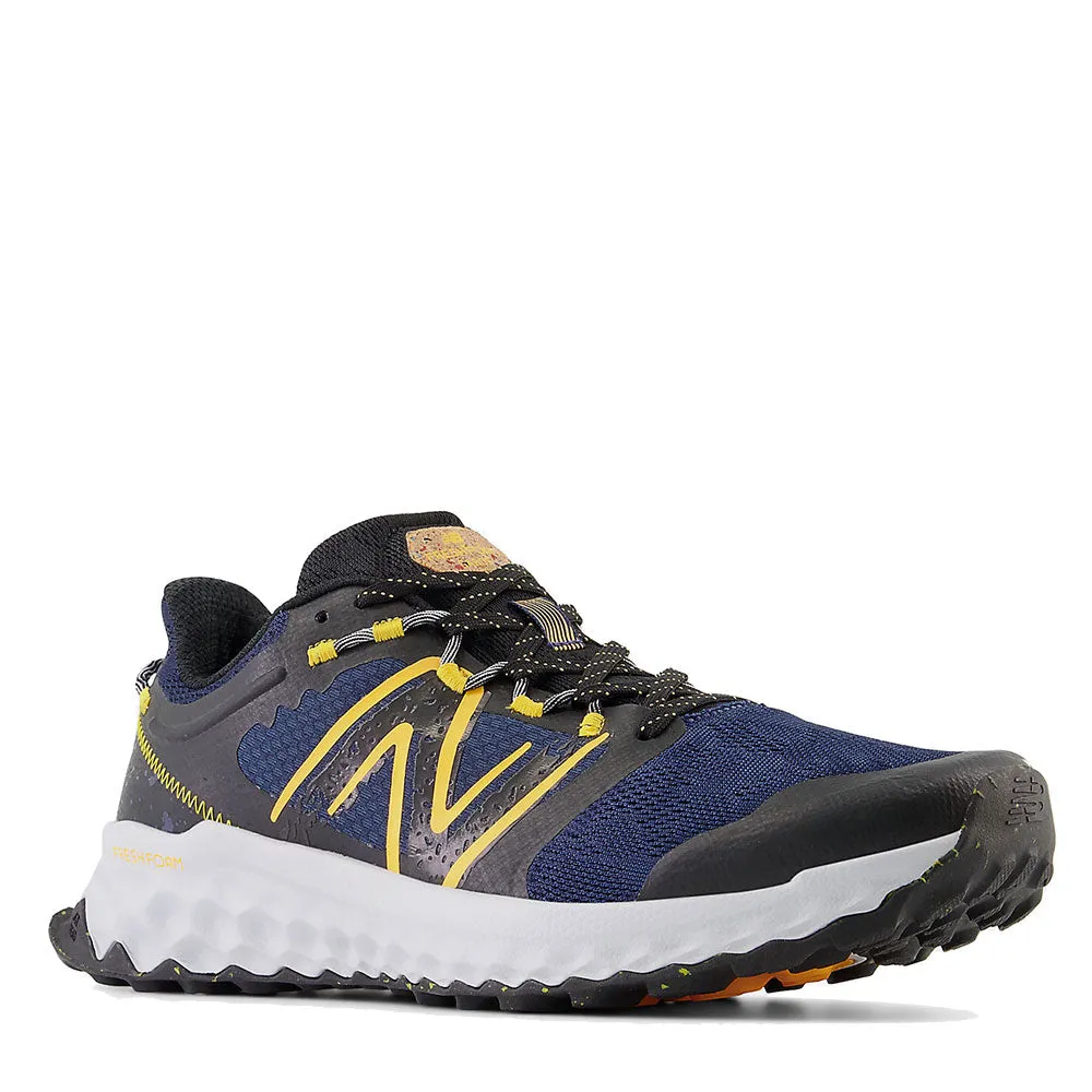 Scarpe Uomo NEW BALANCE Sneakers Running Fresh Foam Garoe colore Navy Hot Marigold e Black