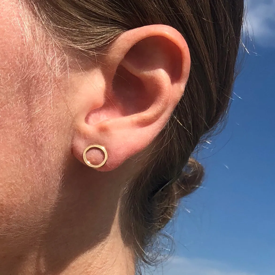 Small circle earrings in 10k gold