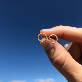 Small circle earrings in 10k gold