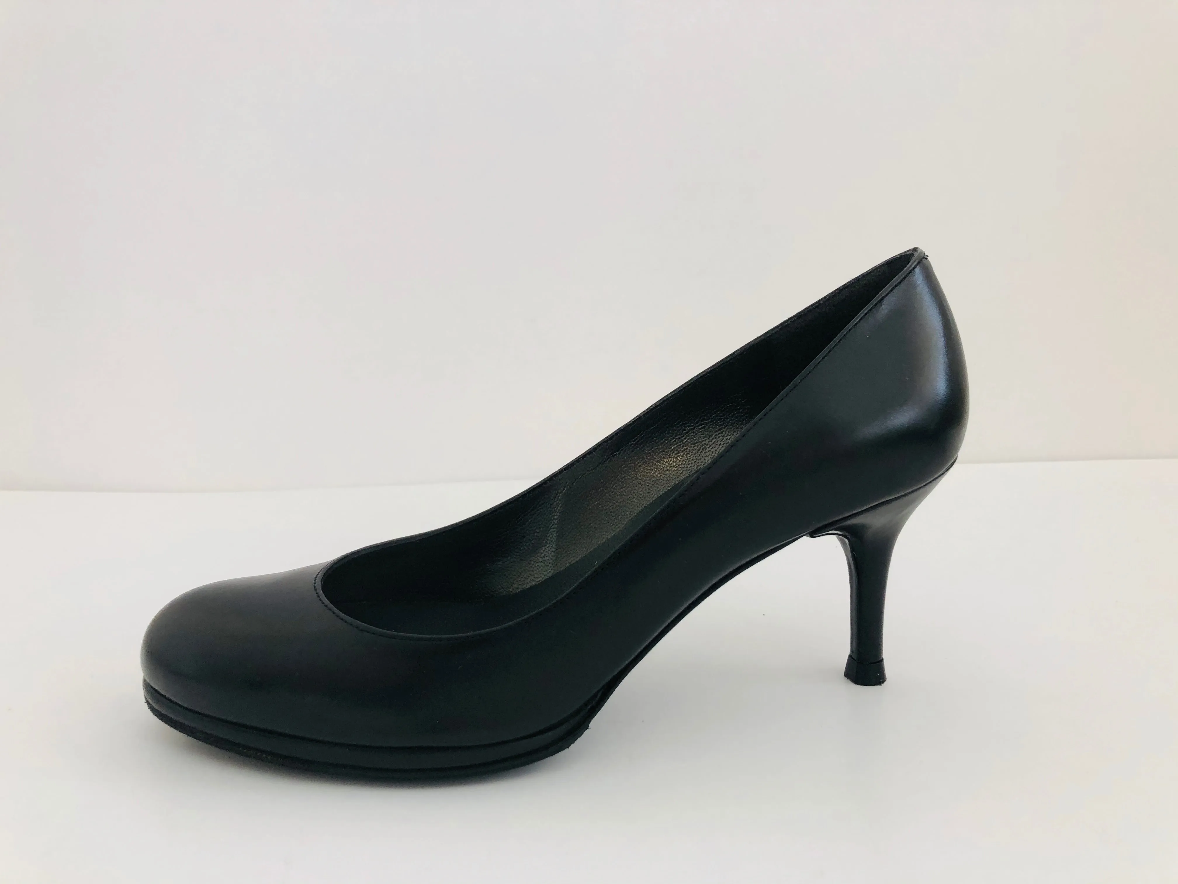 Stuart Weitzman Black Leather Heels Size 4.5 (NWT)